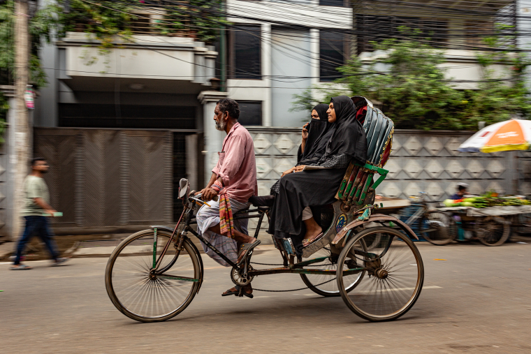 Ženy na rikše v Bangladéši